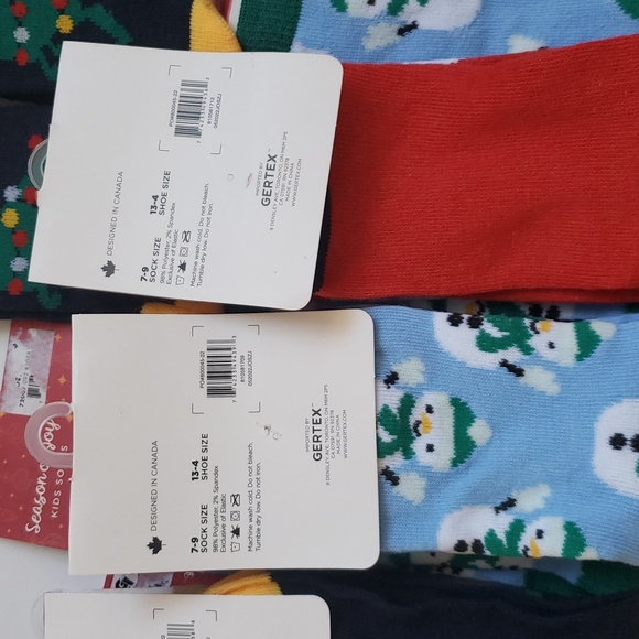 x18 NWT Kids Christmas Socks Childrens Holiday Socks Santa Snowman Dinosaurs - Picture 12 of 12